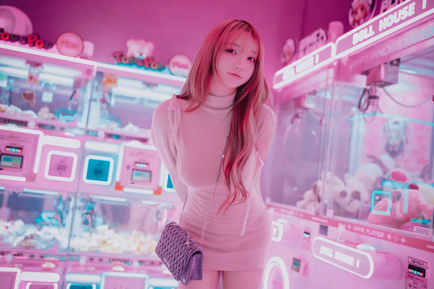 孙乐乐(Son Ye-Eun)-115 Happy Solo Birthday [251P-982MB] tg@simisebaisi 【丝足阁】042.webp